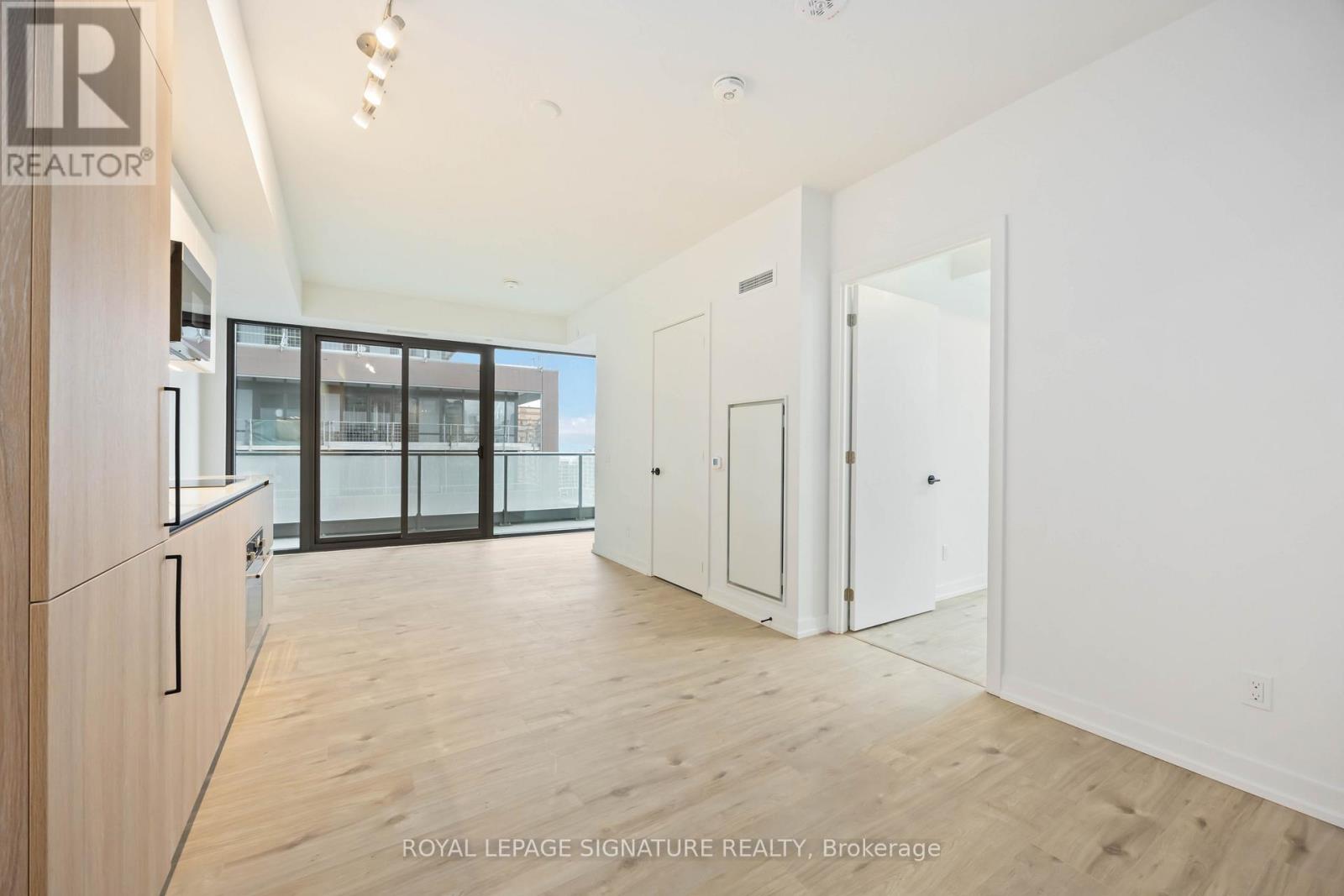 1204 - 33 Parliament Street, Toronto, Ontario  M5A 2Y2 - Photo 7 - C12596406