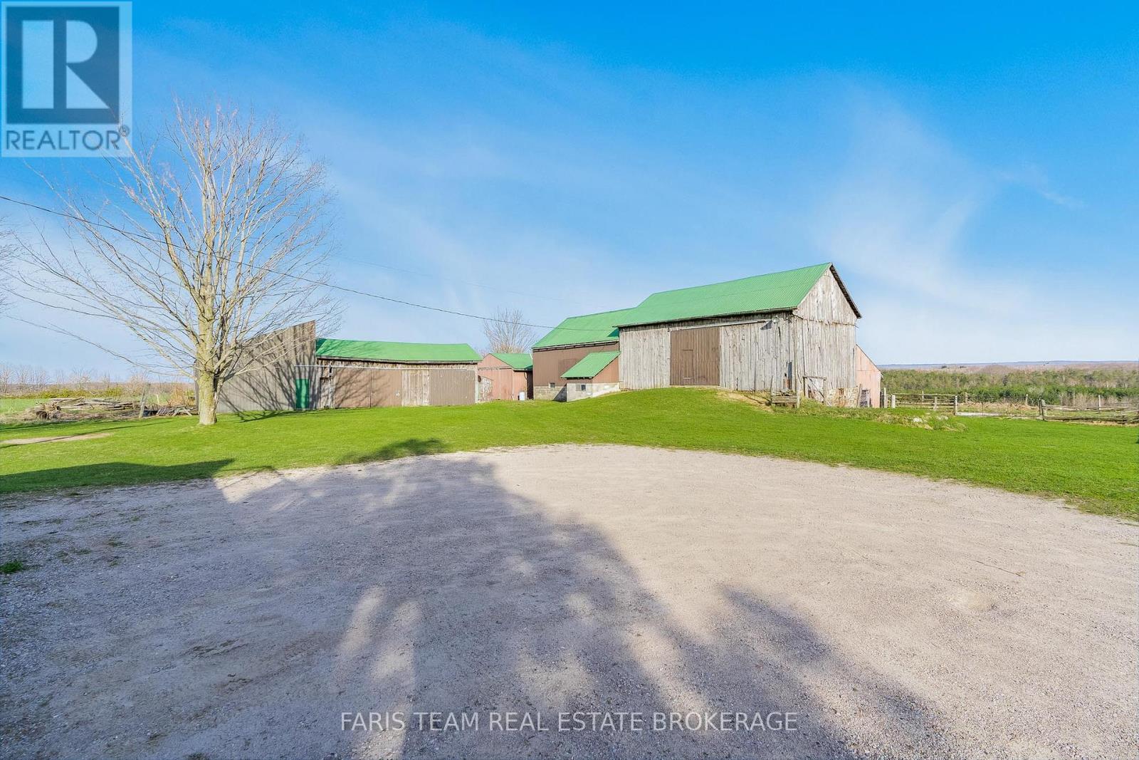 83 Hummingbird Hill Road, Oro-Medonte, Ontario  L0K 1N0 - Photo 21 - S12466079