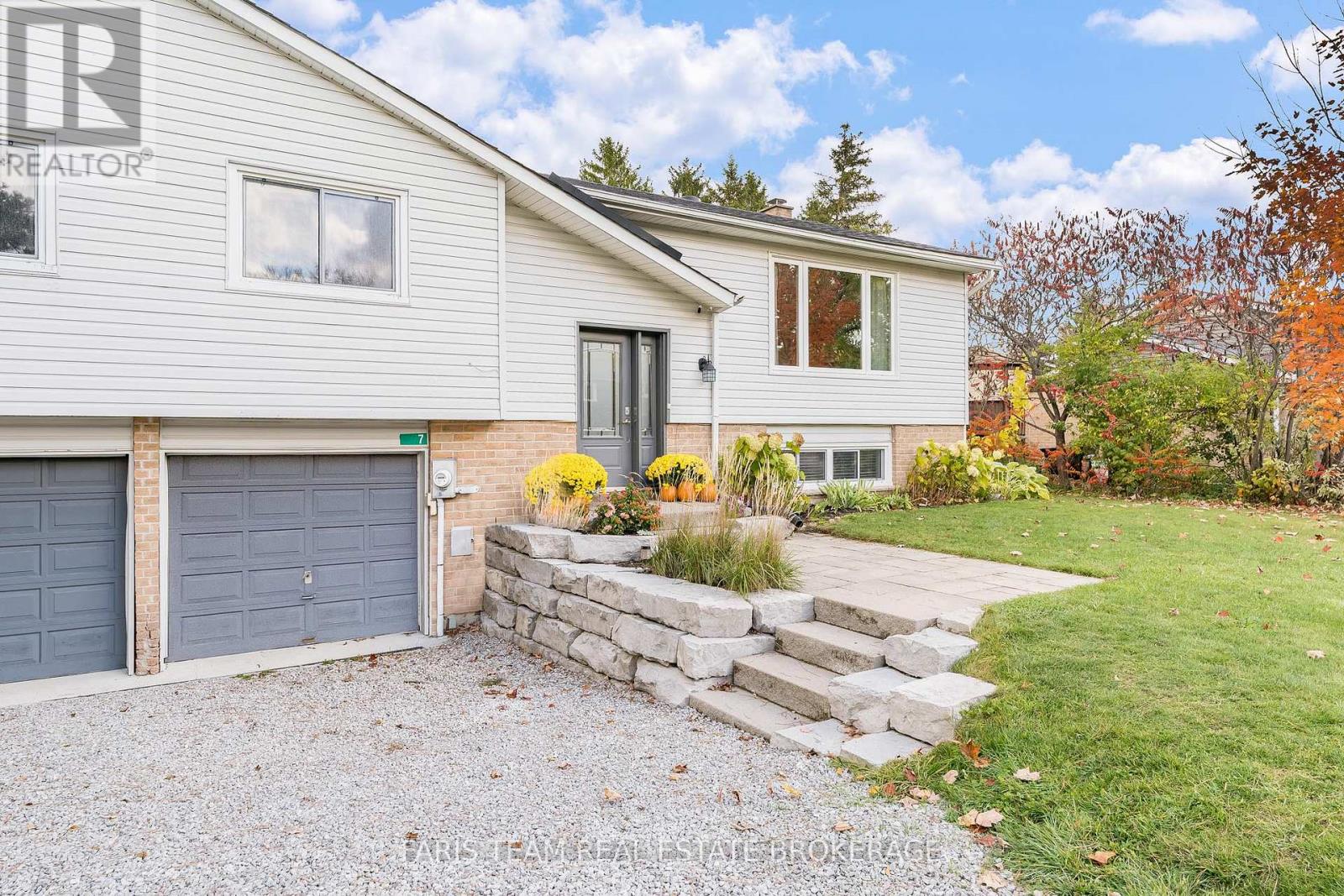 7 Gowan Road, Oro-Medonte, Ontario  L0L 2L0 - Photo 6 - S12584692