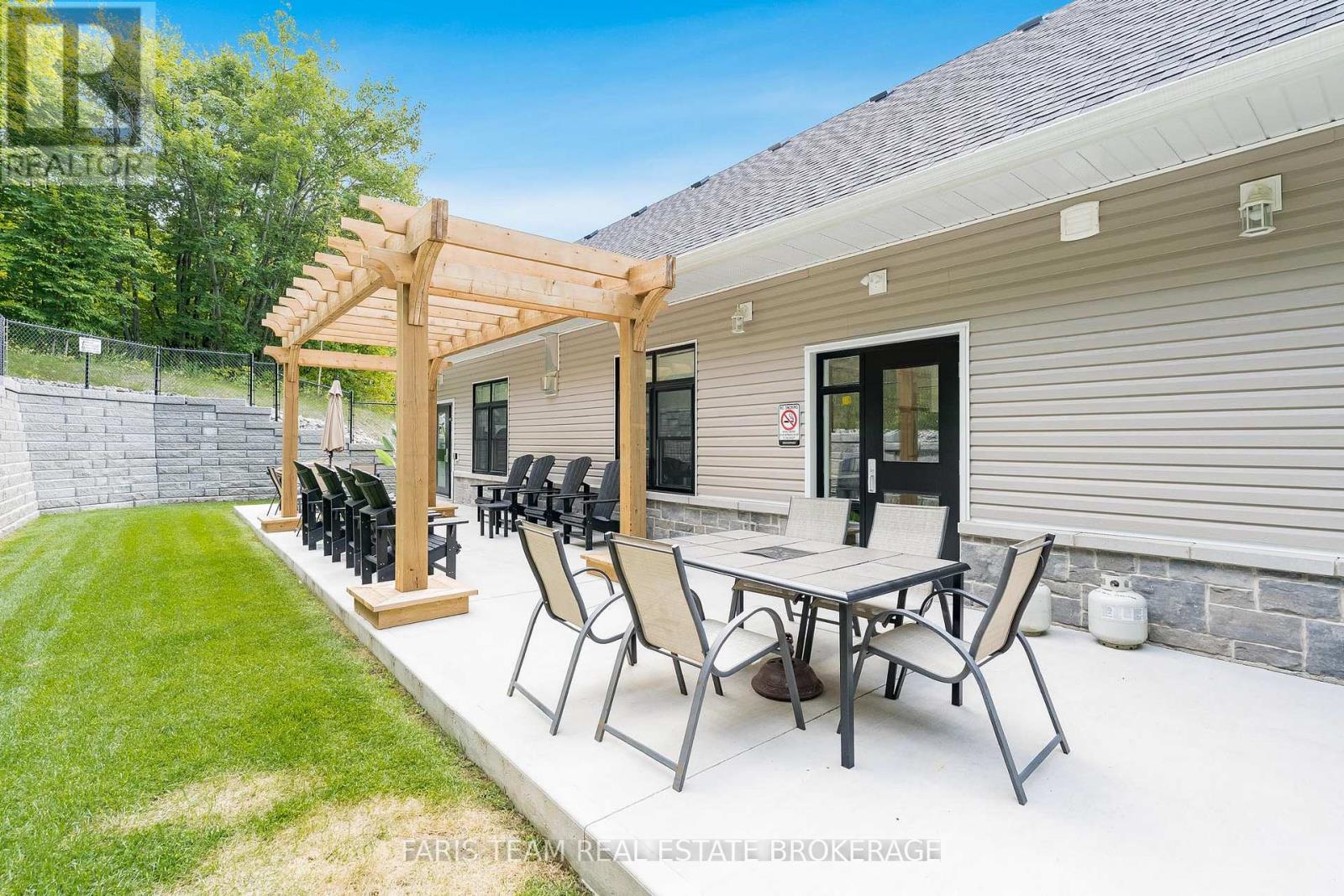 8 Chamberlain Crescent, Penetanguishene, Ontario  L9M 0A5 - Photo 38 - S12386024