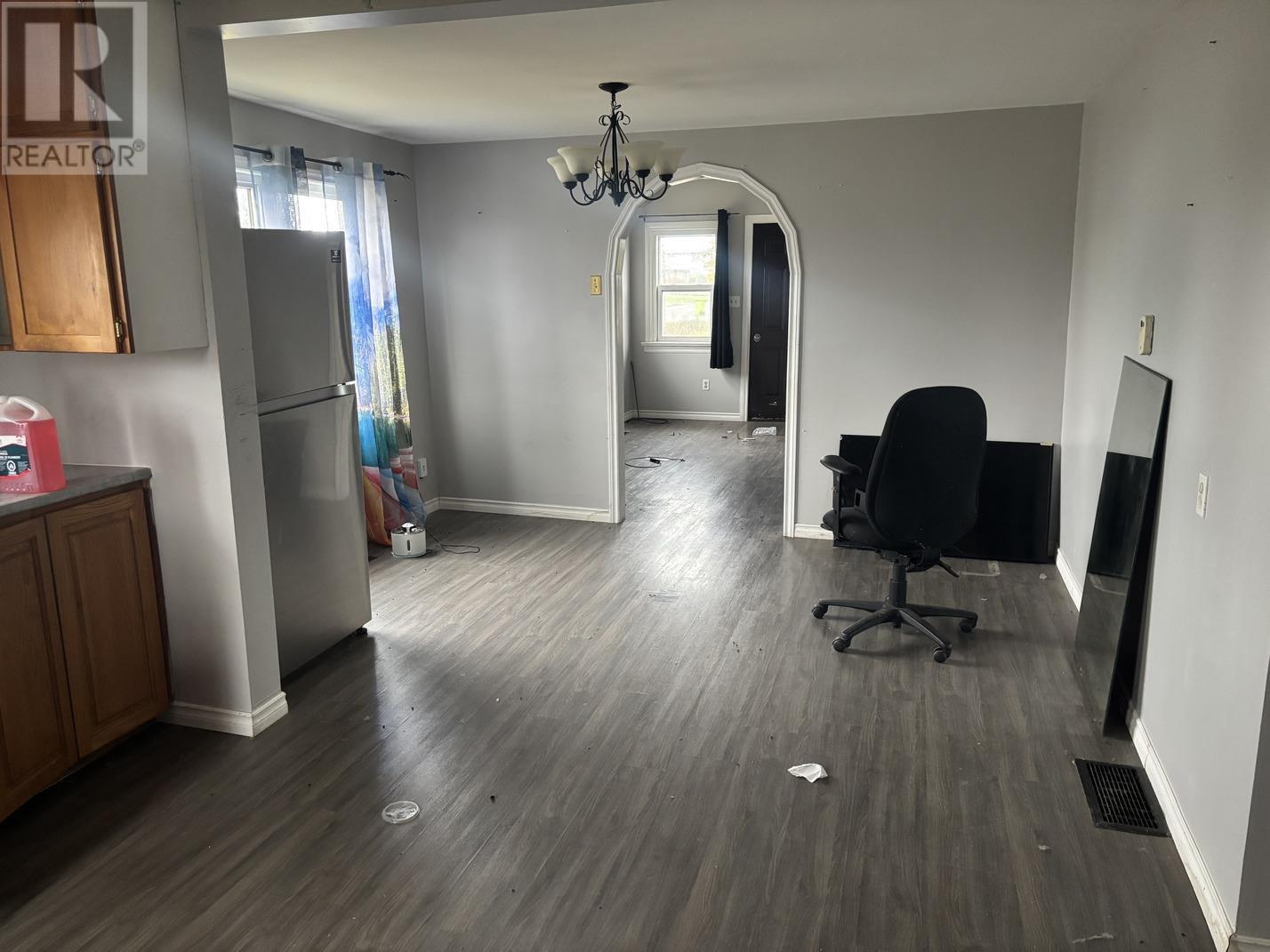 528 Brunswick Ave, Sault Ste. Marie, Ontario  P6C 4E8 - Photo 3 - SM253201