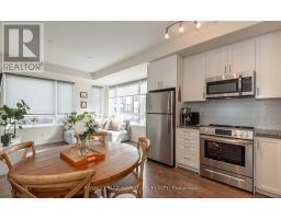 301 - 1120 Briar Hill Avenue, Toronto (Briar Hill-Belgravia), Ca