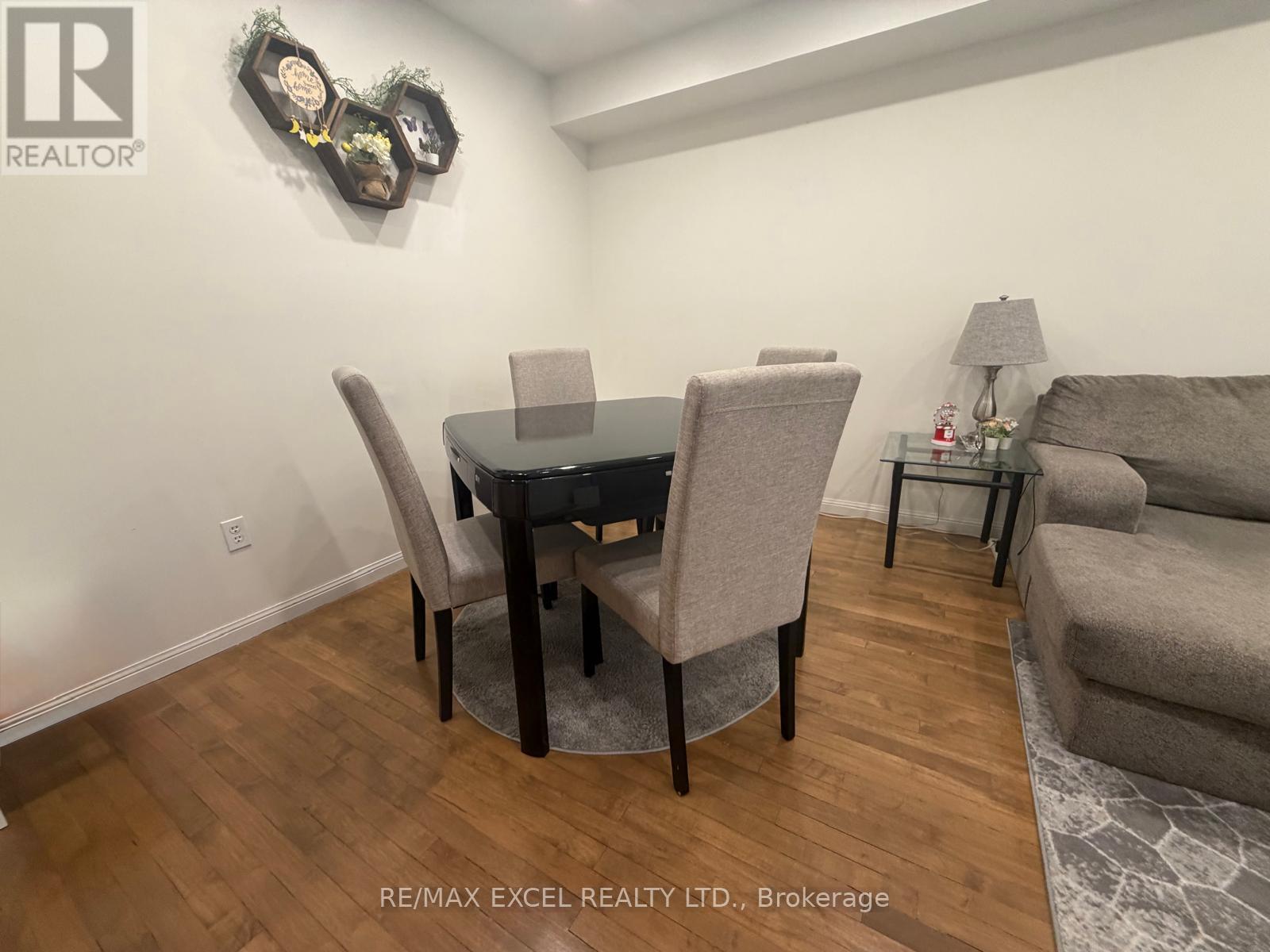 161 - 5980 Whitehorn Avenue, Mississauga, Ontario  L5V 2Y3 - Photo 3 - W12597094