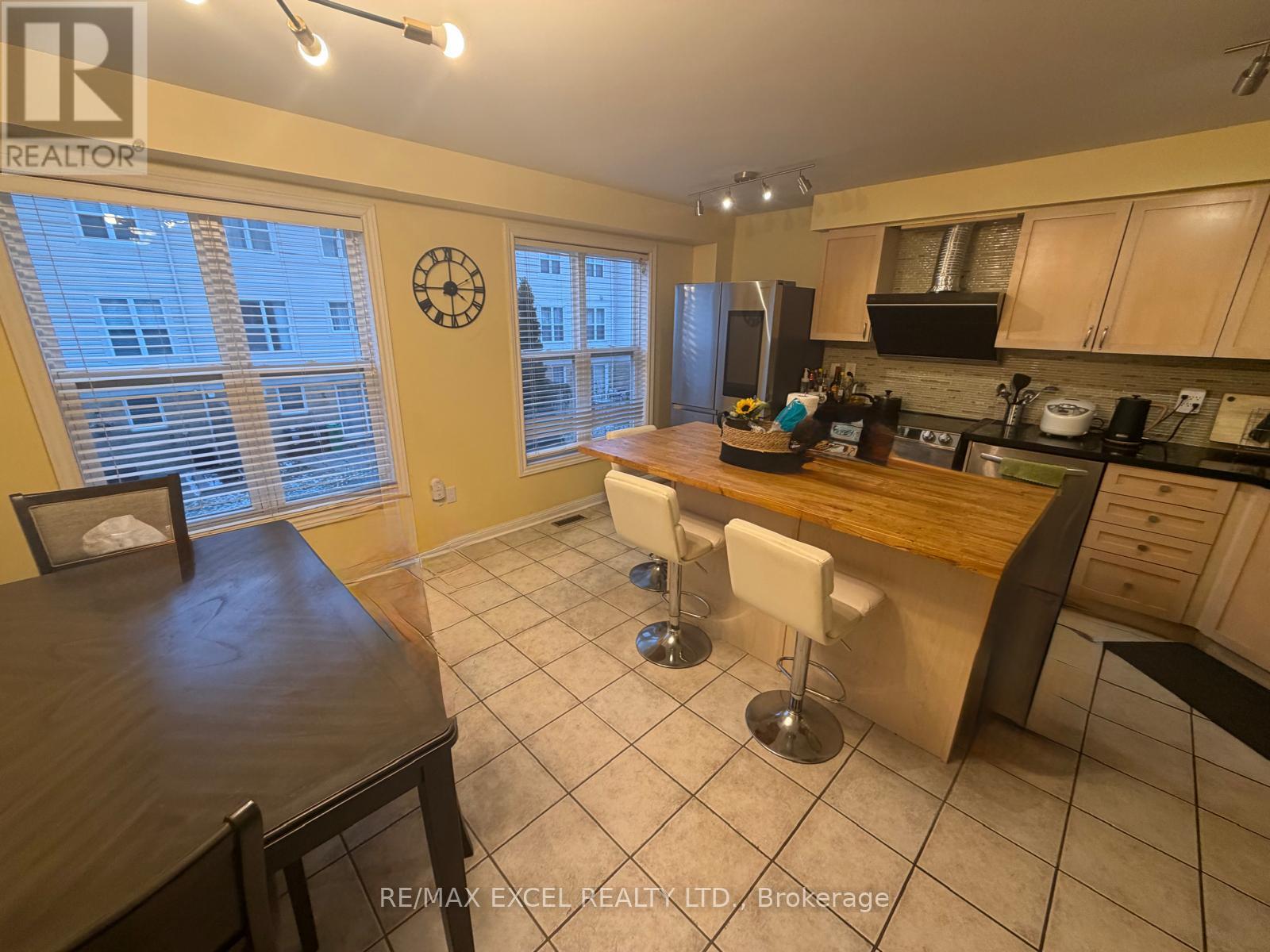 161 - 5980 Whitehorn Avenue, Mississauga, Ontario  L5V 2Y3 - Photo 7 - W12597094