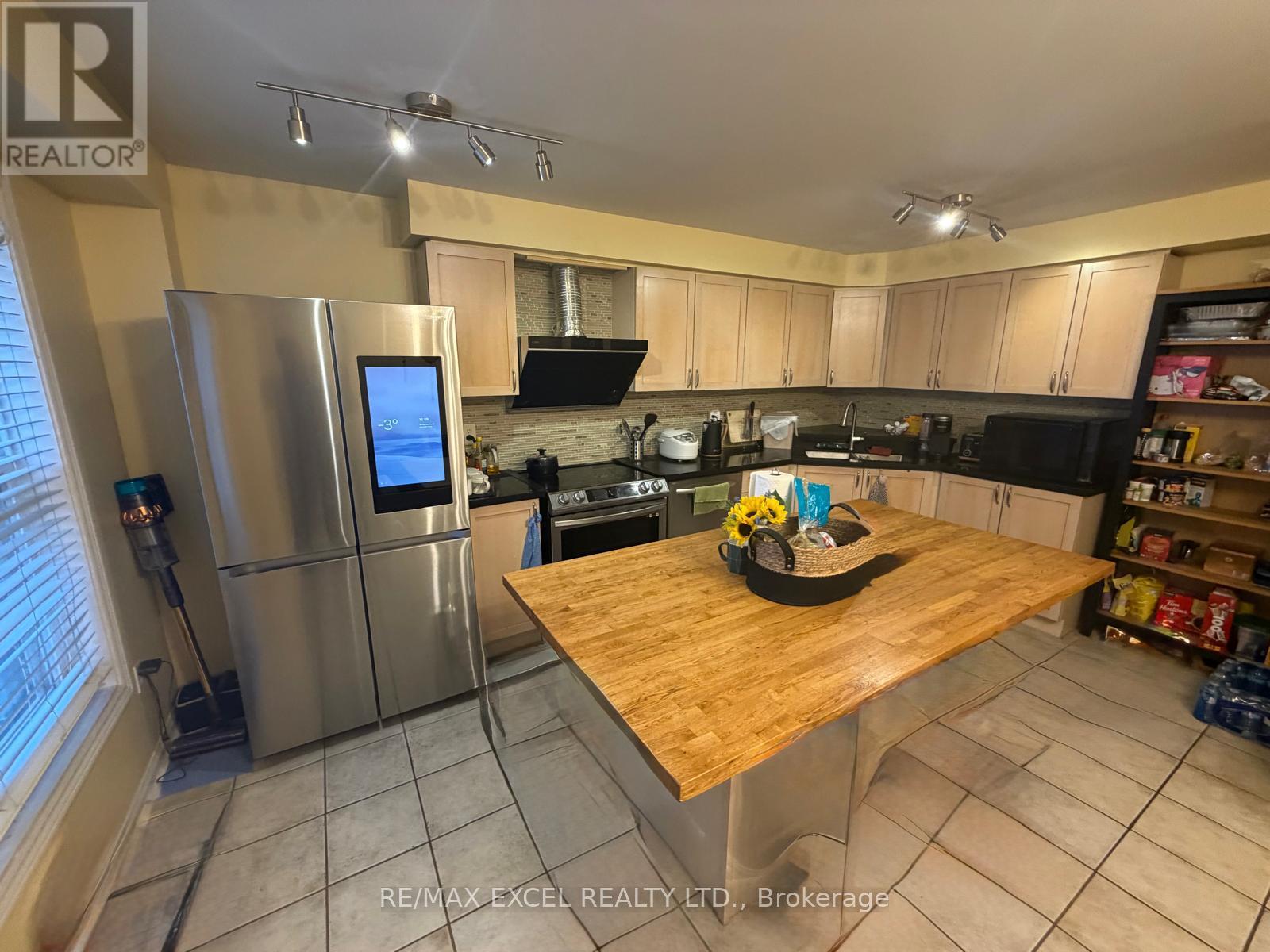 161 - 5980 Whitehorn Avenue, Mississauga, Ontario  L5V 2Y3 - Photo 8 - W12597094