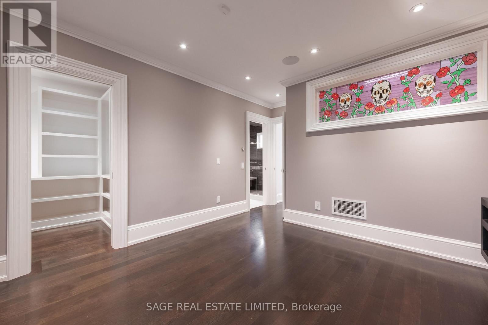 170 Silverthorne Avenue, Toronto, Ontario  M6N 3K3 - Photo 24 - W12597108