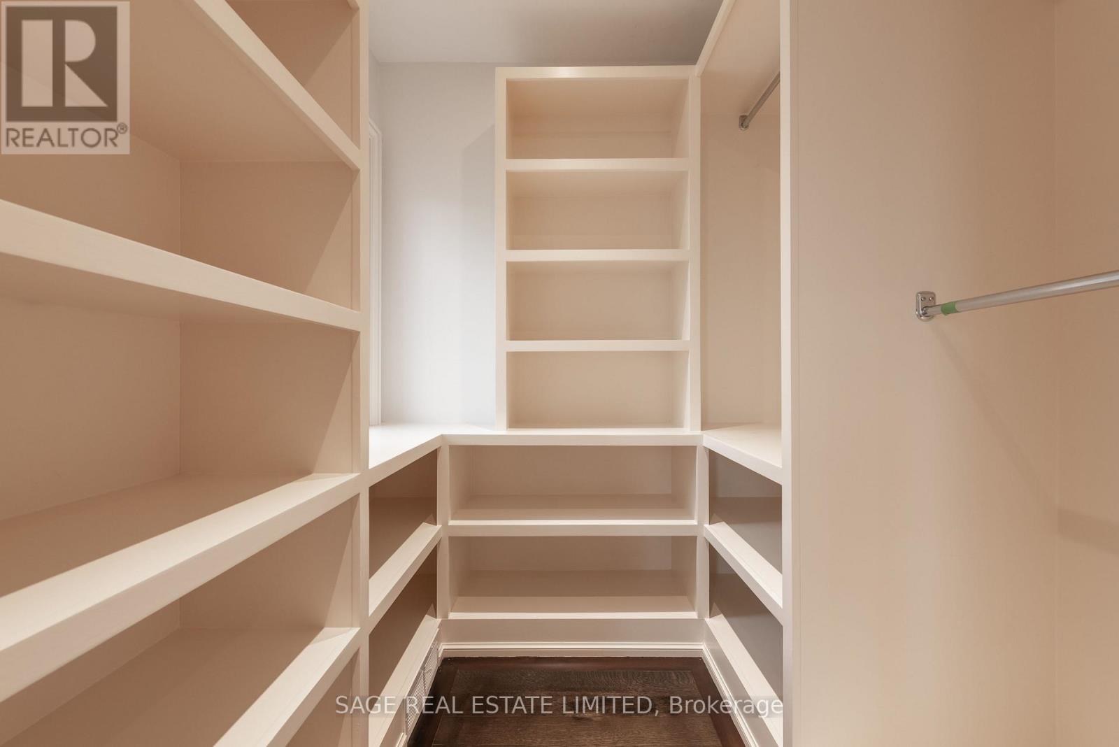 170 Silverthorne Avenue, Toronto, Ontario  M6N 3K3 - Photo 26 - W12597108