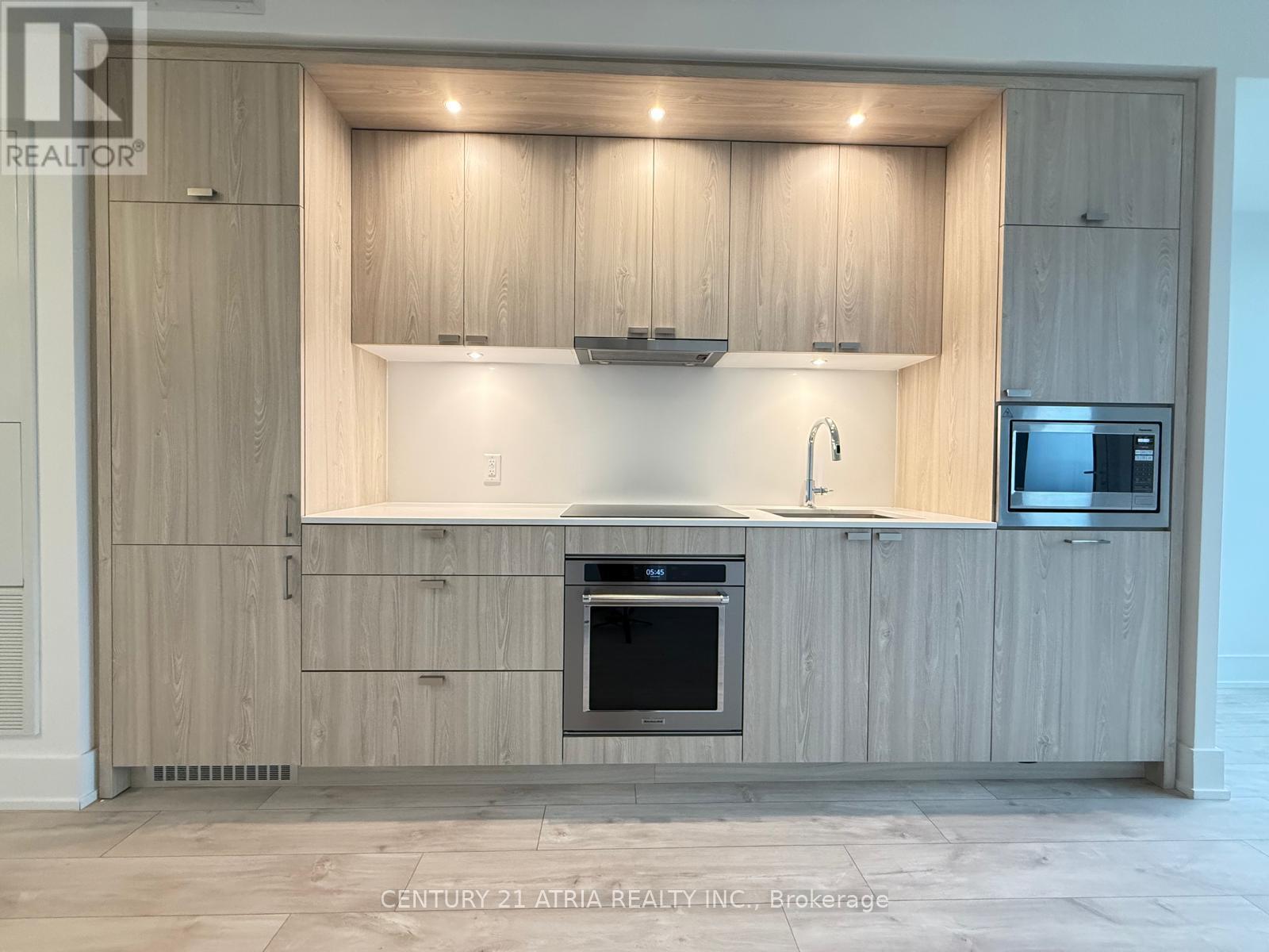 225 - 259 THE KINGSWAY, Toronto, Ontario