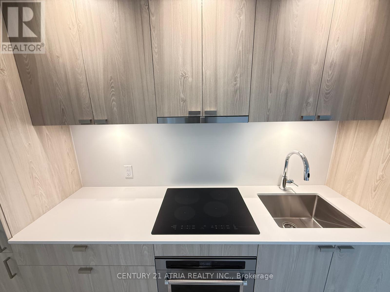 225 - 259 The Kingsway, Toronto, Ontario  M9A 0G2 - Photo 4 - W12597118