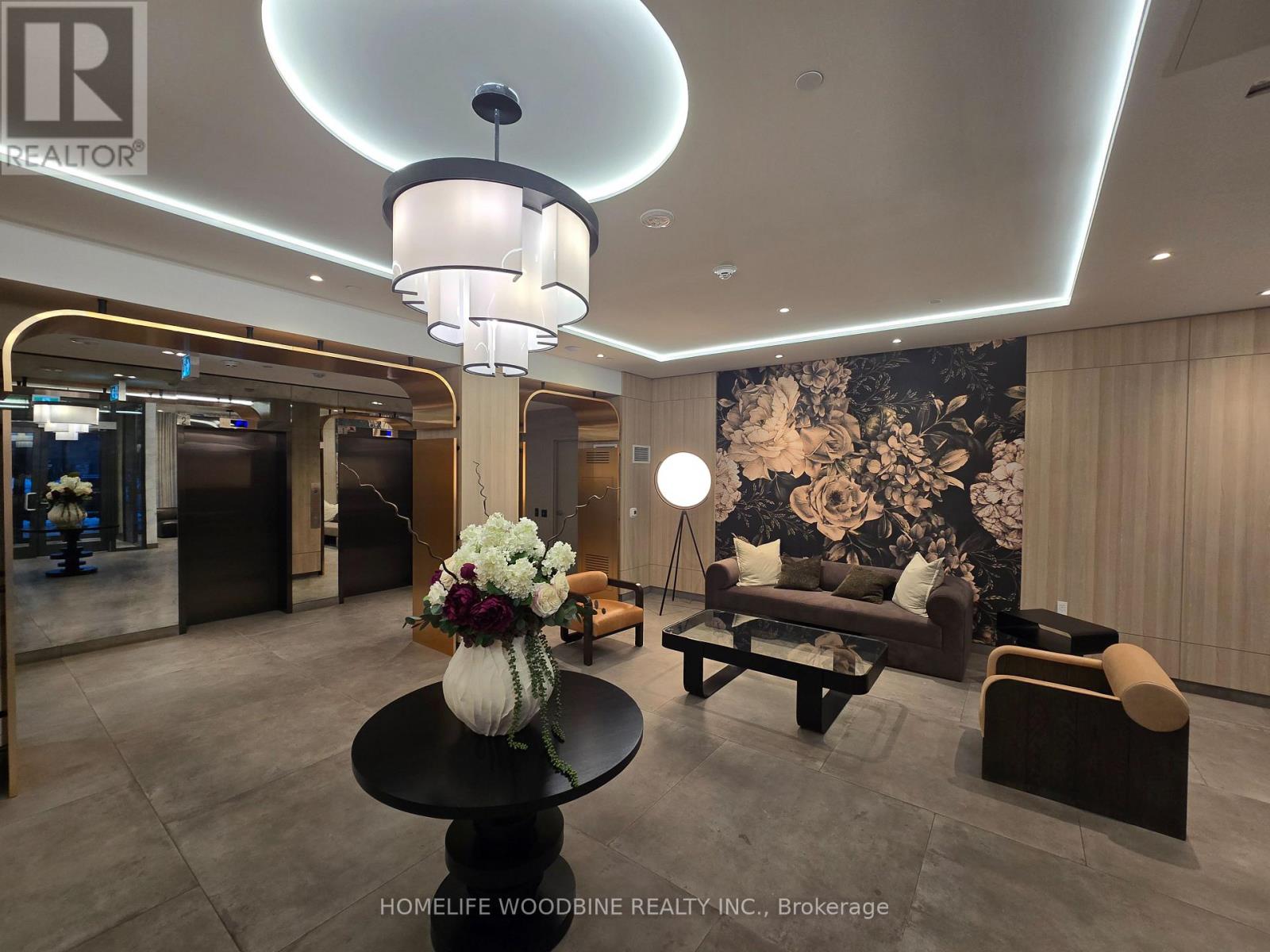 216 - 556 Marlee Avenue, Toronto, Ontario  M6B 0B1 - Photo 2 - W12597140