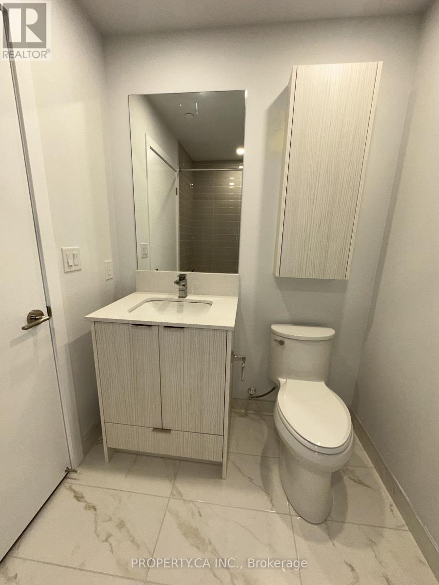 4002 - 430 Square One Drive, Mississauga, Ontario  L5B 0L6 - Photo 13 - W12597184