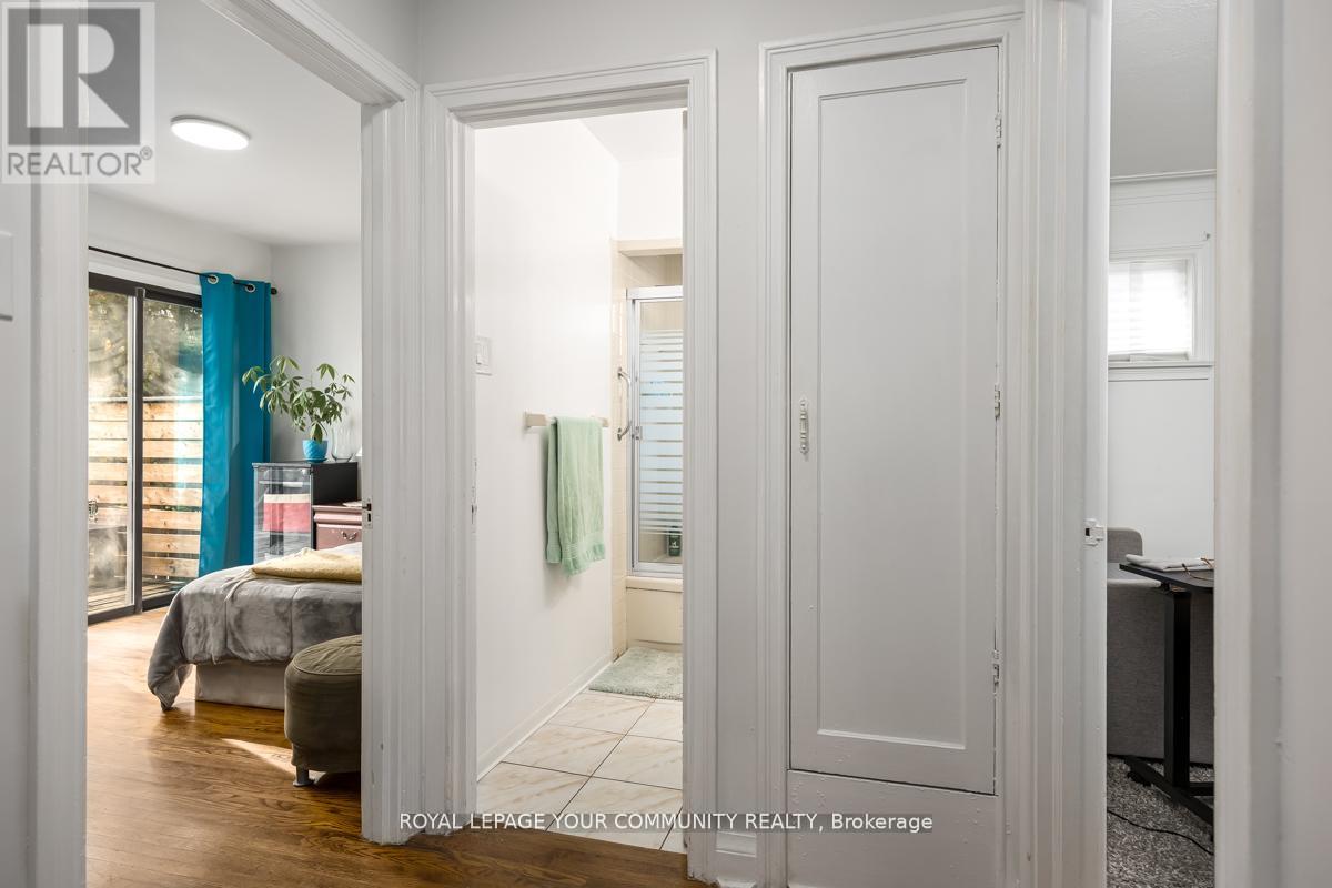 231 Church Street, Toronto, Ontario  M9N 1N9 - Photo 15 - W12597226