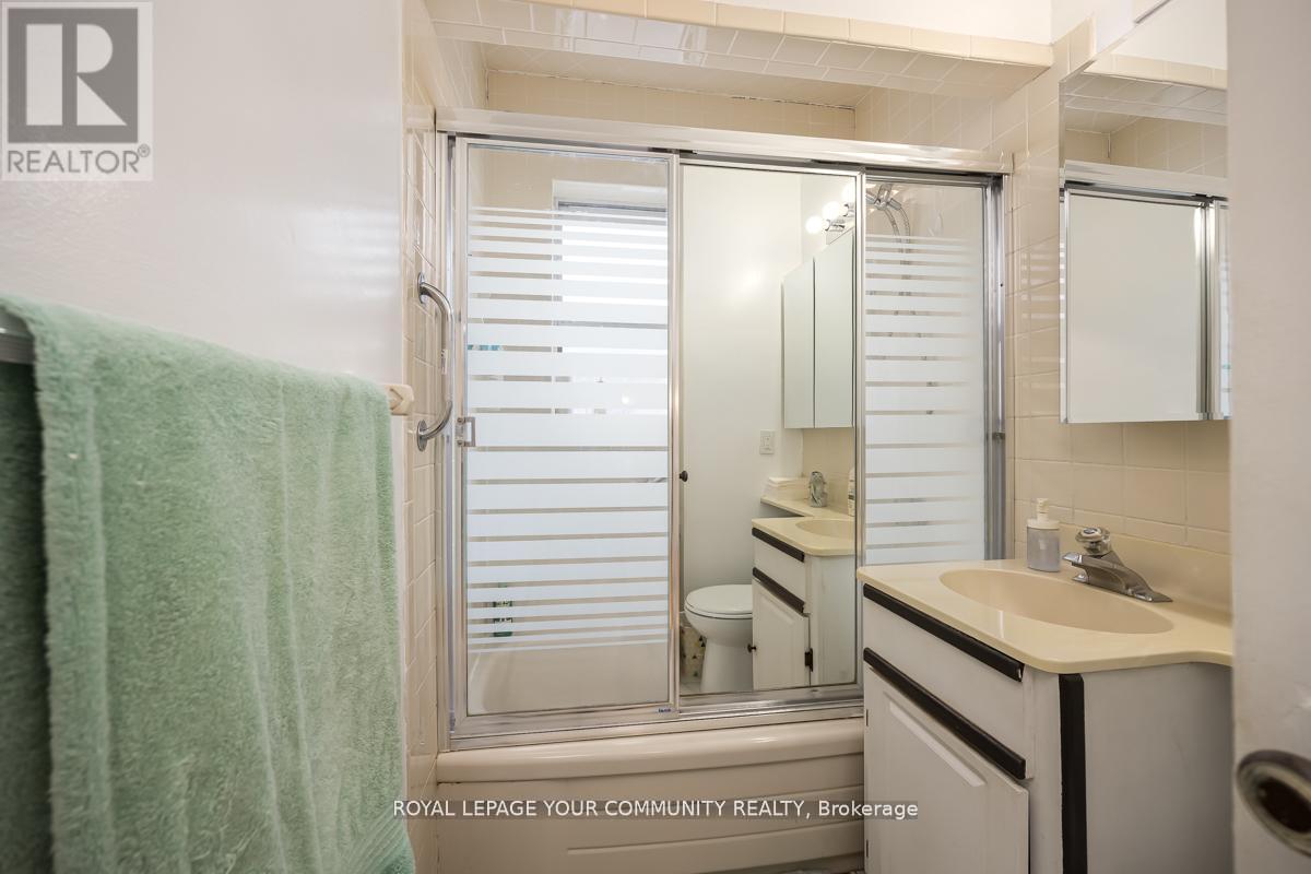 231 Church Street, Toronto, Ontario  M9N 1N9 - Photo 16 - W12597226