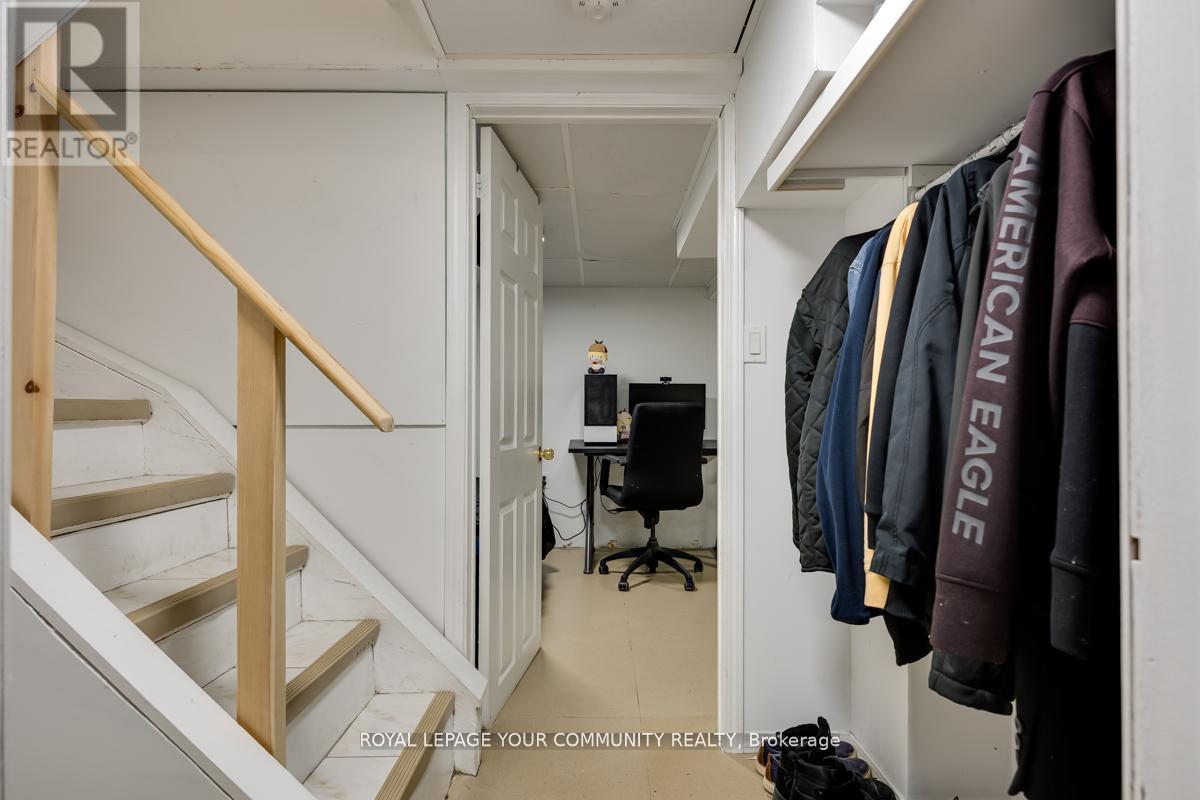 231 Church Street, Toronto, Ontario  M9N 1N9 - Photo 17 - W12597226