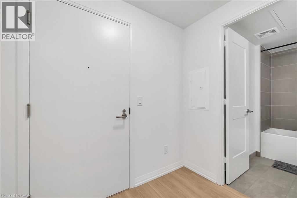8 Widmer Street Unit# 1903, Toronto, Ontario  M5V 0W6 - Photo 11 - 40788380