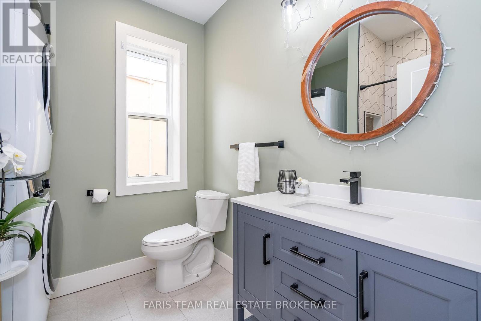 102 Main Street, Penetanguishene, Ontario  L9M 1T5 - Photo 22 - S12487171