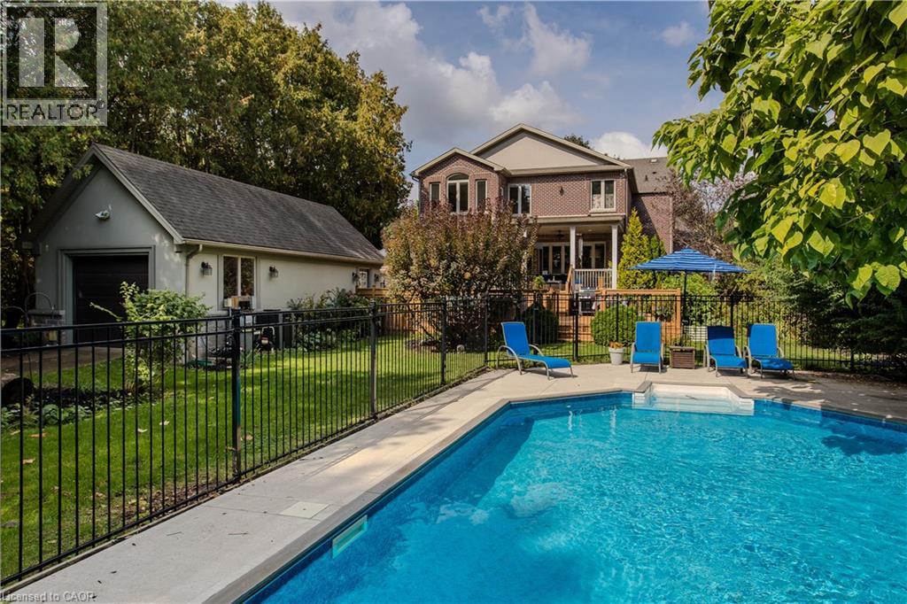 694 Cedar Avenue, Burlington, Ontario  L7T 2R7 - Photo 11 - 40772886