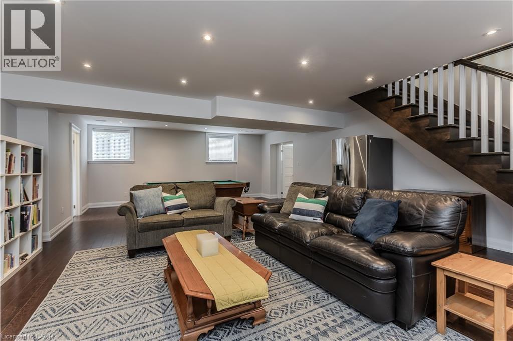 694 Cedar Avenue, Burlington, Ontario  L7T 2R7 - Photo 42 - 40772886