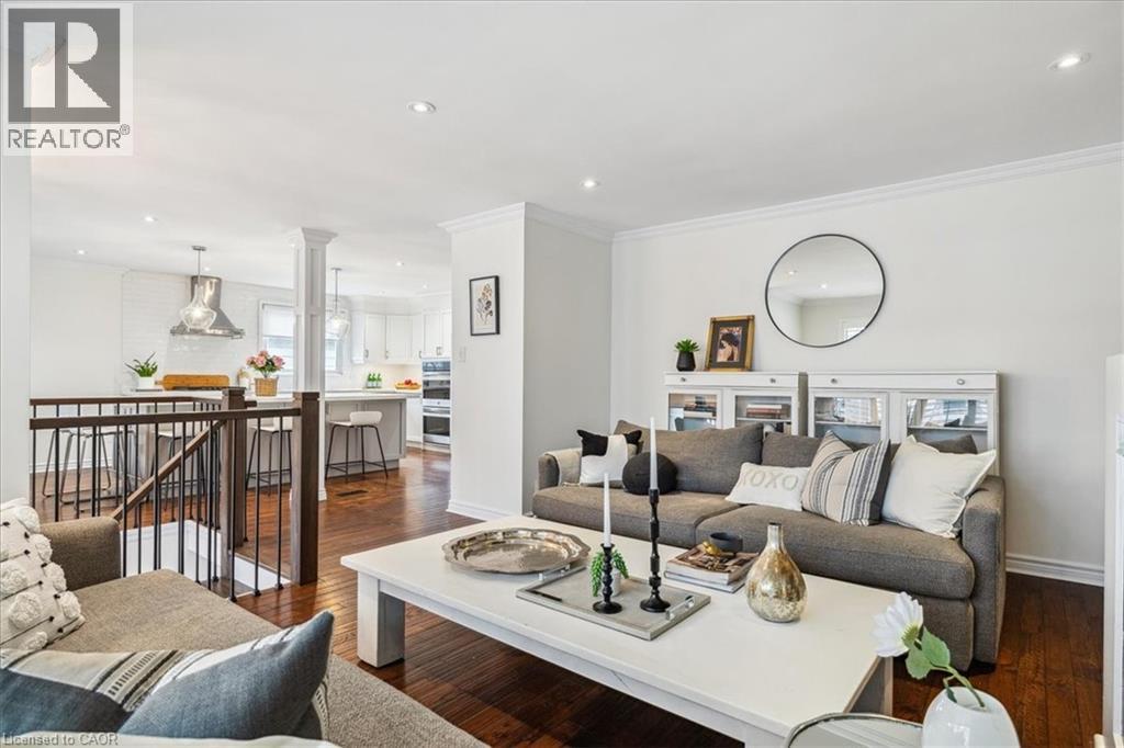 692 Catalina Crescent, Burlington, Ontario  L7L 5B8 - Photo 7 - 40774844