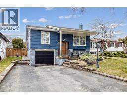 692 CATALINA Crescent, Burlington, Ontario