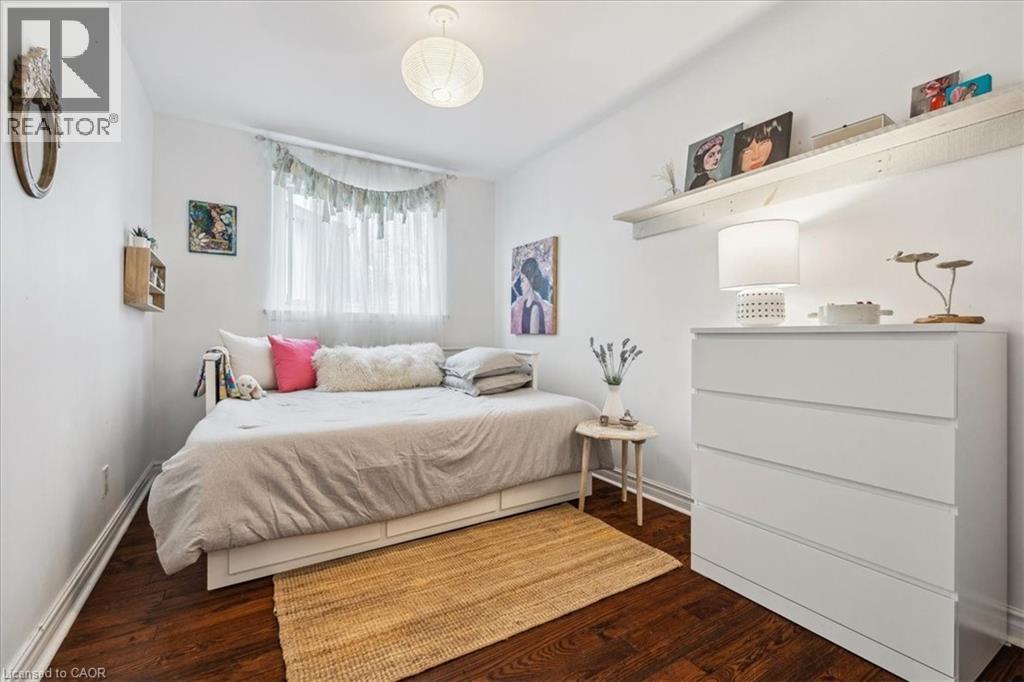 692 Catalina Crescent, Burlington, Ontario  L7L 5B8 - Photo 17 - 40774844