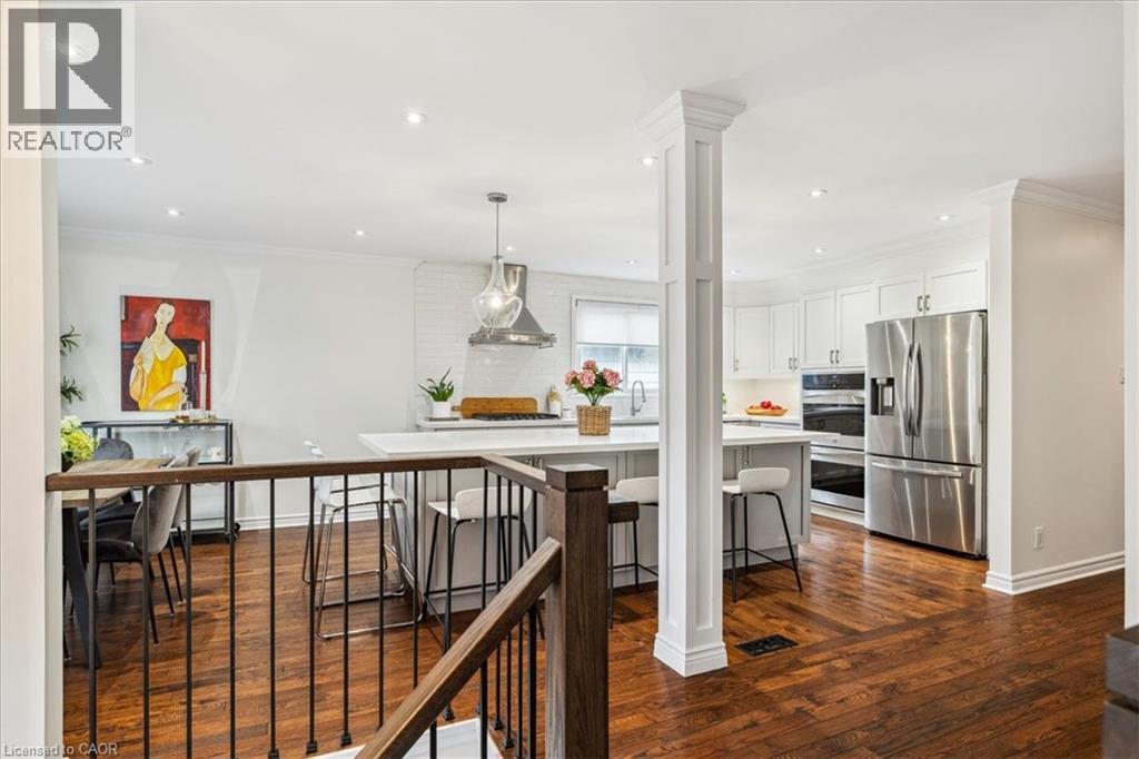 692 Catalina Crescent, Burlington, Ontario  L7L 5B8 - Photo 8 - 40774844