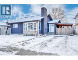 19 Castlepark Way NE Castleridge