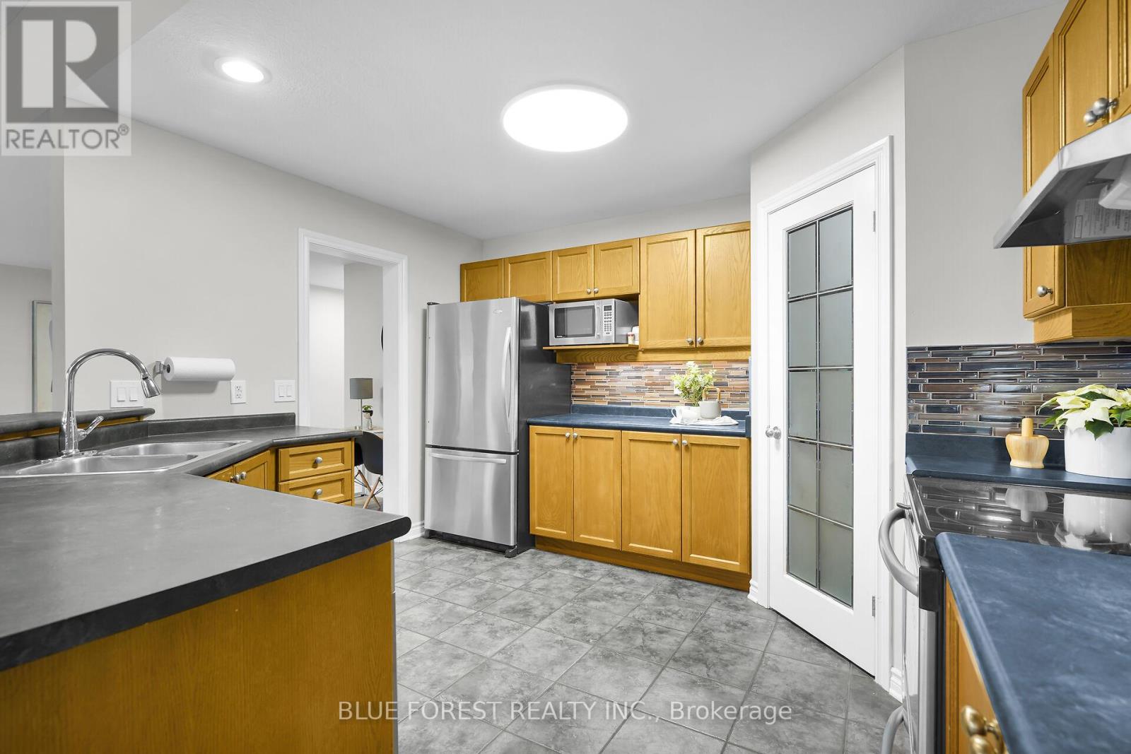 2408 Asima Drive, London South, Ontario  N6M 0B3 - Photo 13 - X12597242