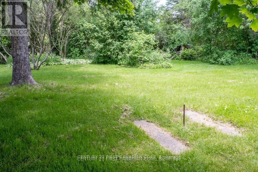 705 Conservation Drive, Waterloo, Ontario  N2J 3Z4 - Photo 29 - X12597322