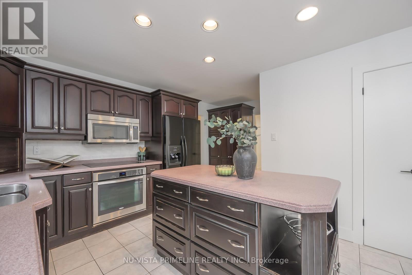 50 Meridene Crescent E, London North, Ontario  N5X 1G5 - Photo 30 - X12597434