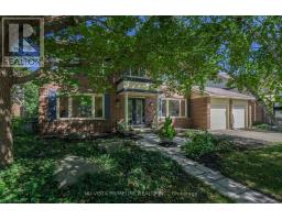 50 Meridene Crescent E, London North (North G), Ca