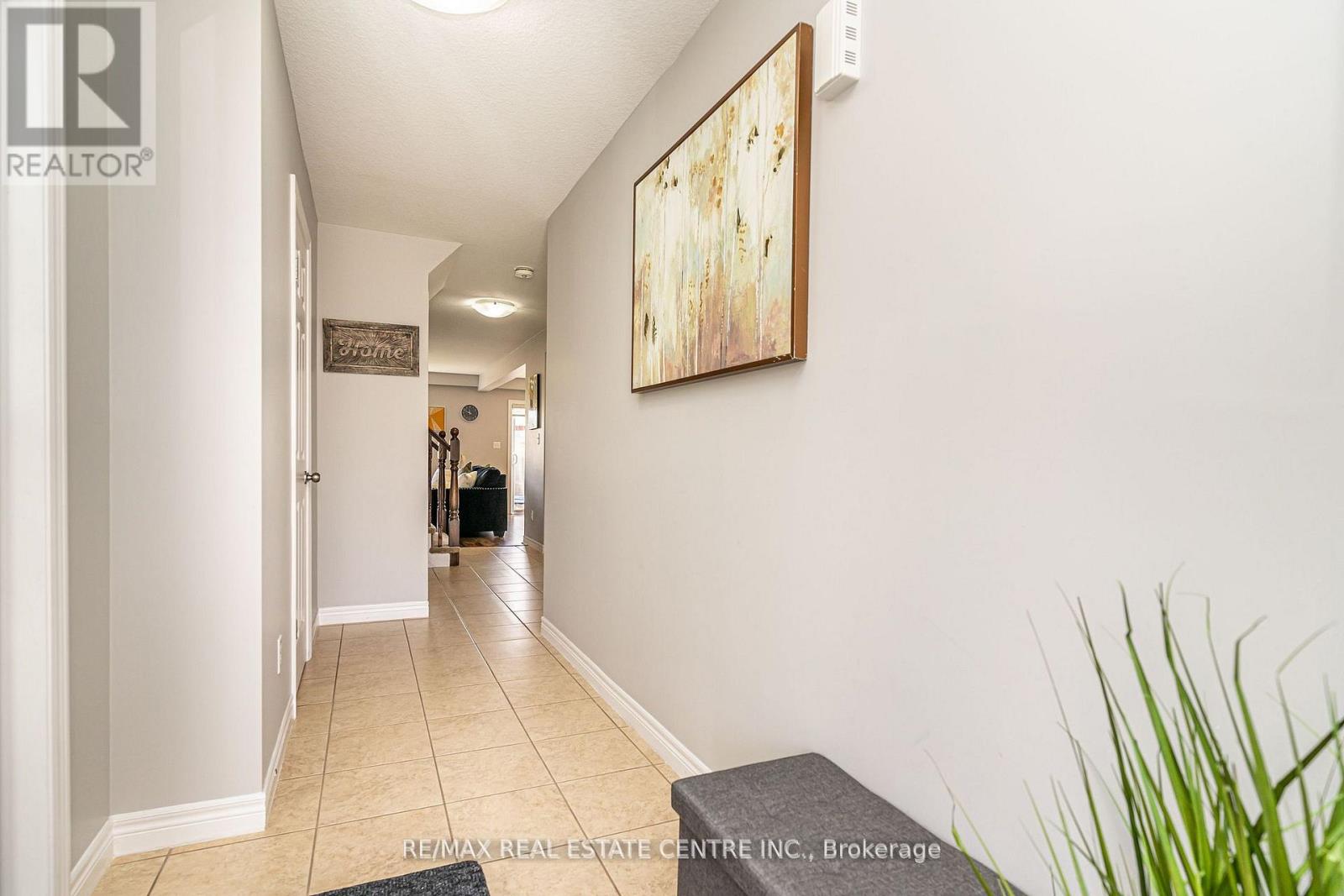 28 Newstead Road, Brant, Ontario  N3L 0G3 - Photo 6 - X12597092