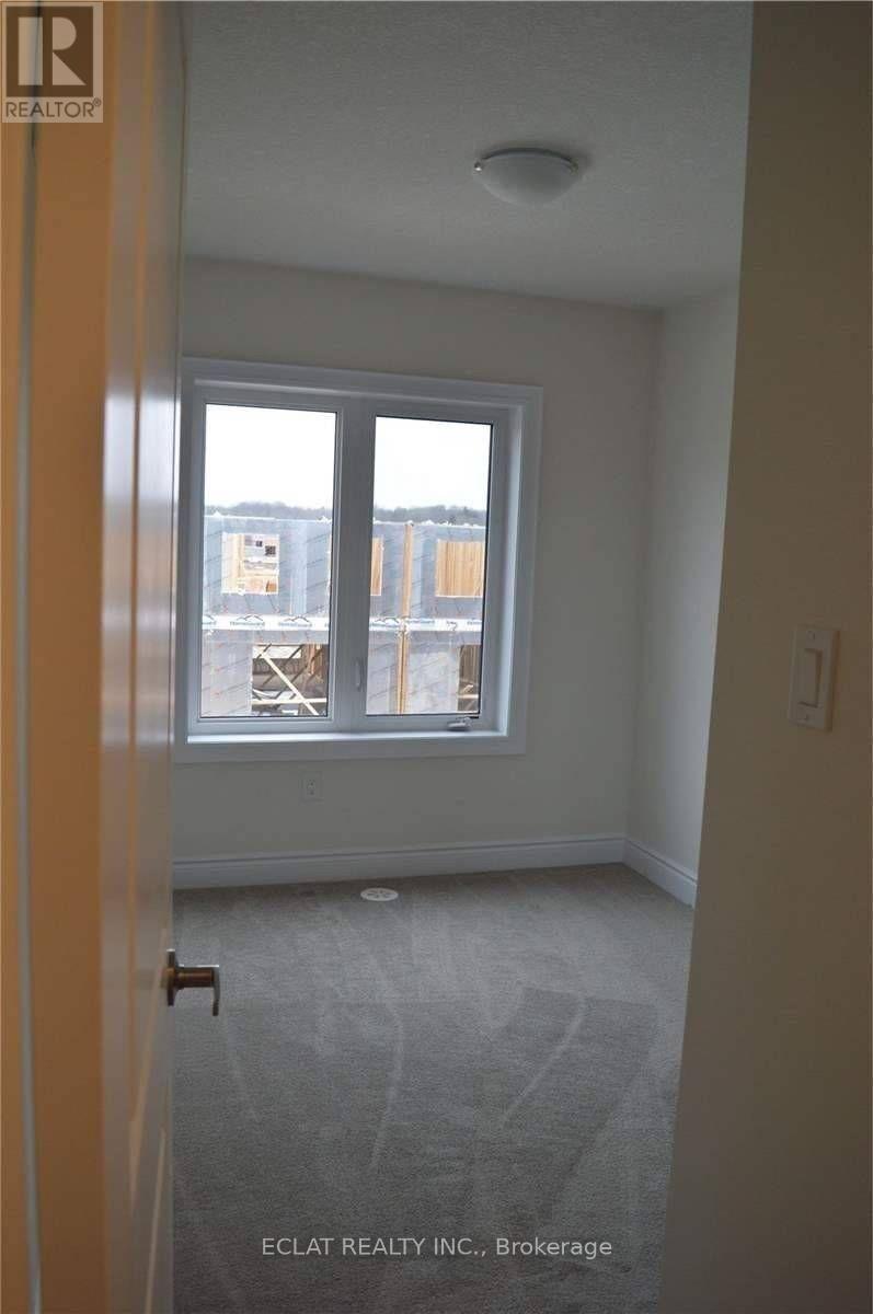 47 Holder Drive, Brantford, Ontario  N3T 0W8 - Photo 12 - X12597166