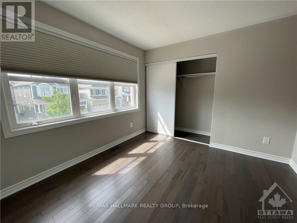 651 Broad Cove Crescent, Ottawa, Ontario  K2C 3H2 - Photo 13 - X12597288