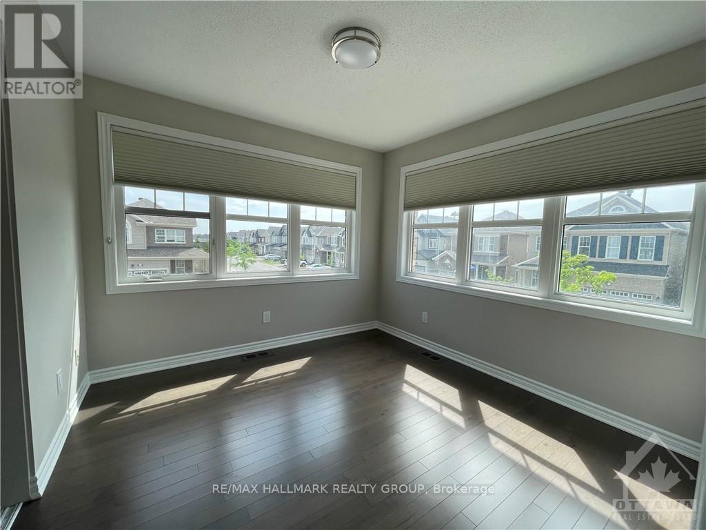 651 Broad Cove Crescent, Ottawa, Ontario  K2C 3H2 - Photo 15 - X12597288