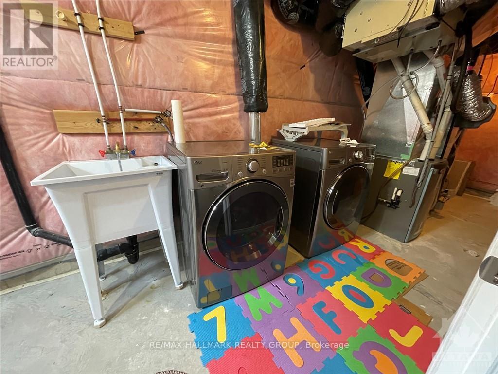 651 Broad Cove Crescent, Ottawa, Ontario  K2C 3H2 - Photo 25 - X12597288