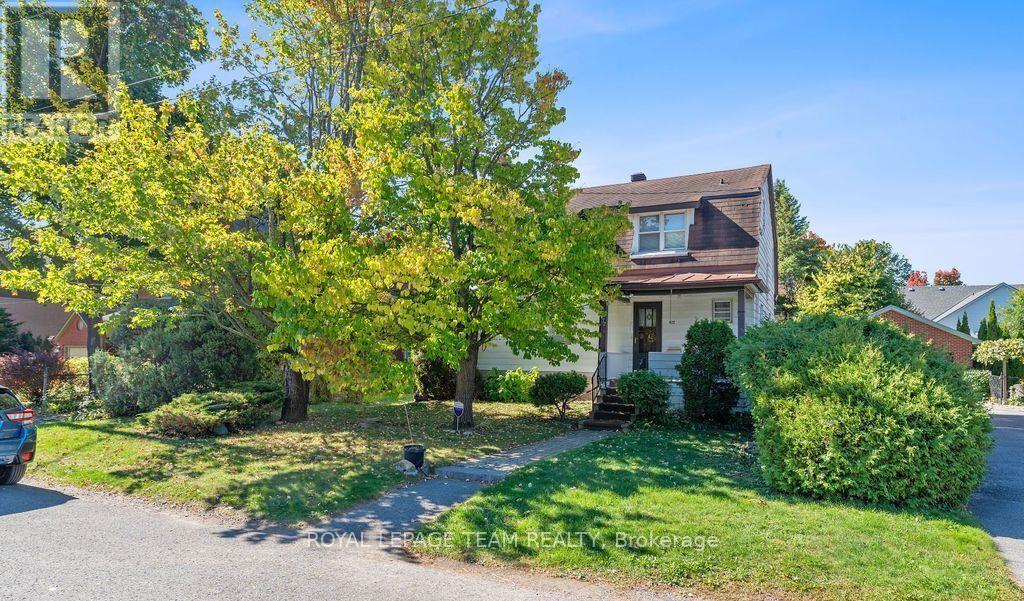 472 EDISON AVENUE, ottawa, Ontario