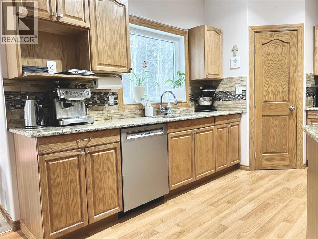 4228 8 Avenue, Edson, Alberta  T7E 1A8 - Photo 22 - A2273269