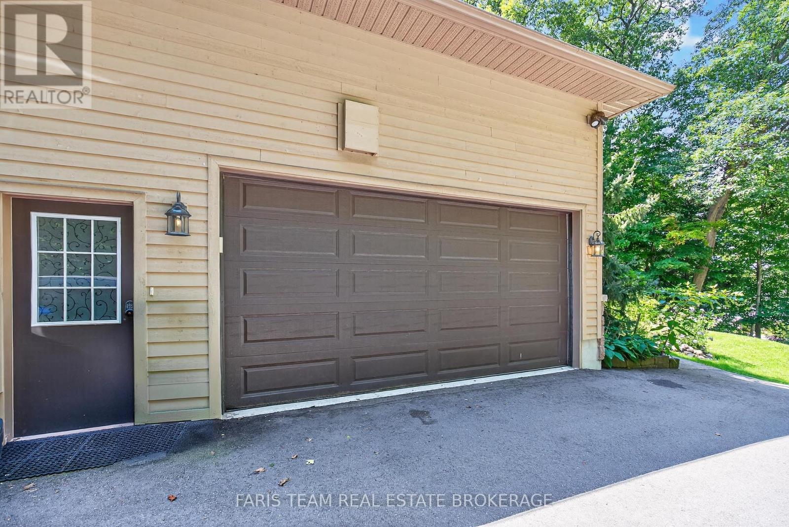 193 Gilwood Park Drive, Penetanguishene, Ontario  L9M 1Z3 - Photo 37 - S12458207