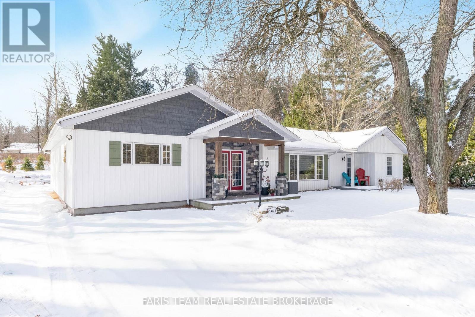 1074 LAFONTAINE ROAD, Penetanguishene, Ontario