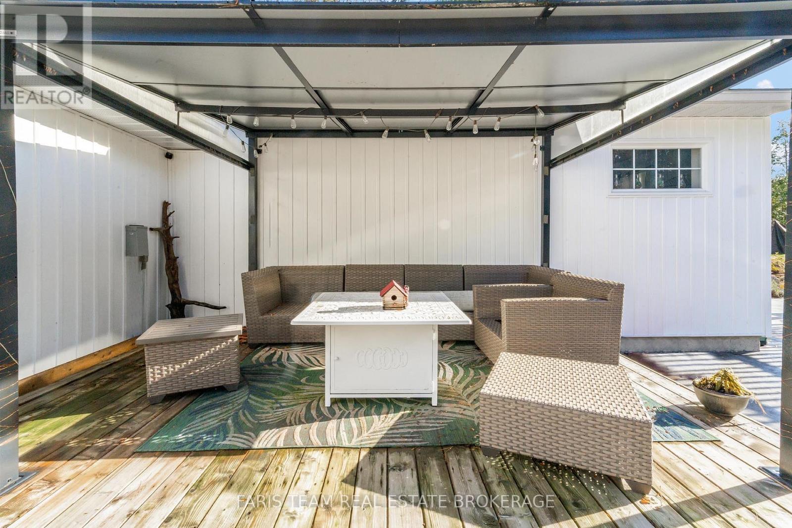 1074 Lafontaine Road, Penetanguishene, Ontario  L9M 1P9 - Photo 39 - S12565484