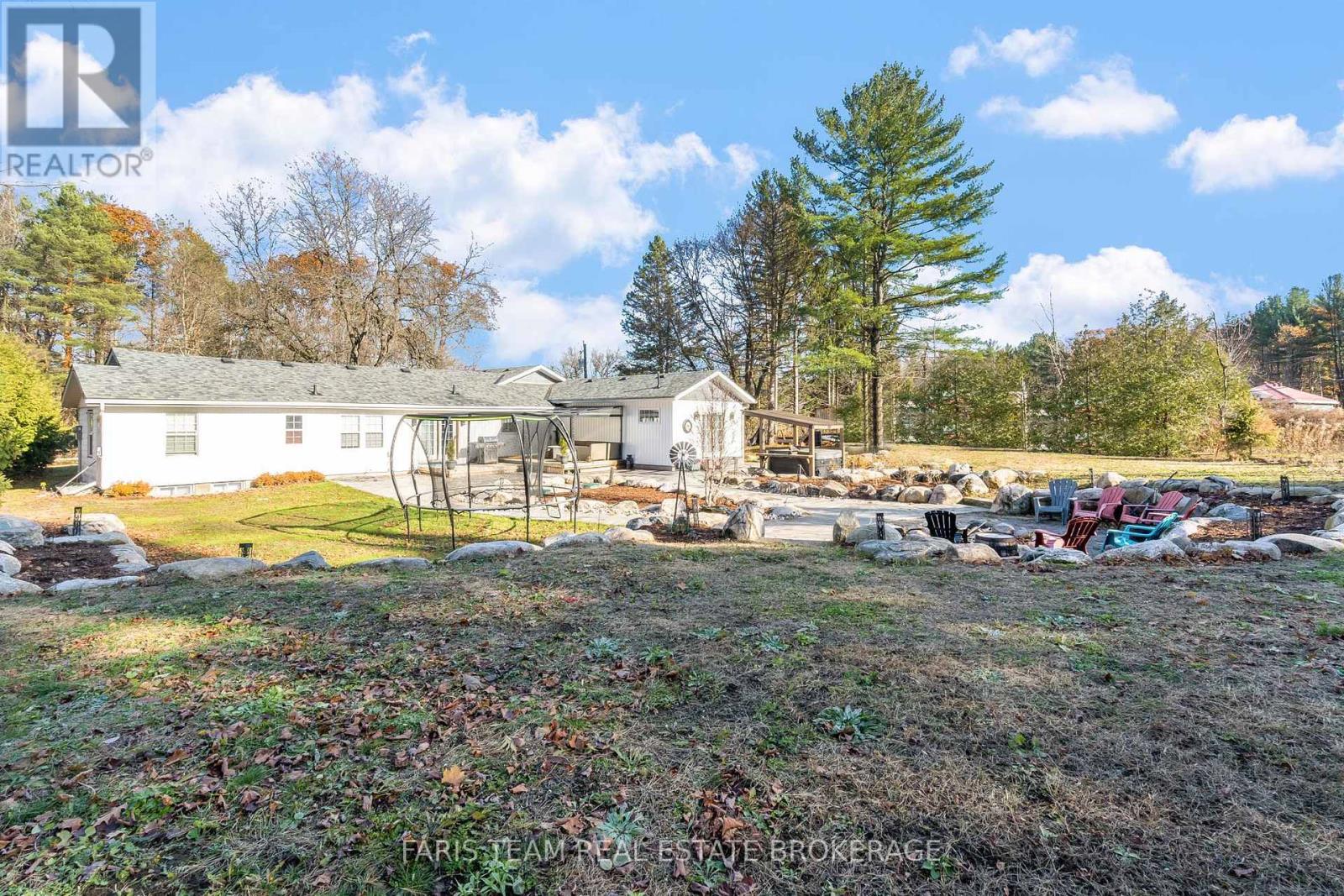 1074 Lafontaine Road, Penetanguishene, Ontario  L9M 1P9 - Photo 41 - S12565484