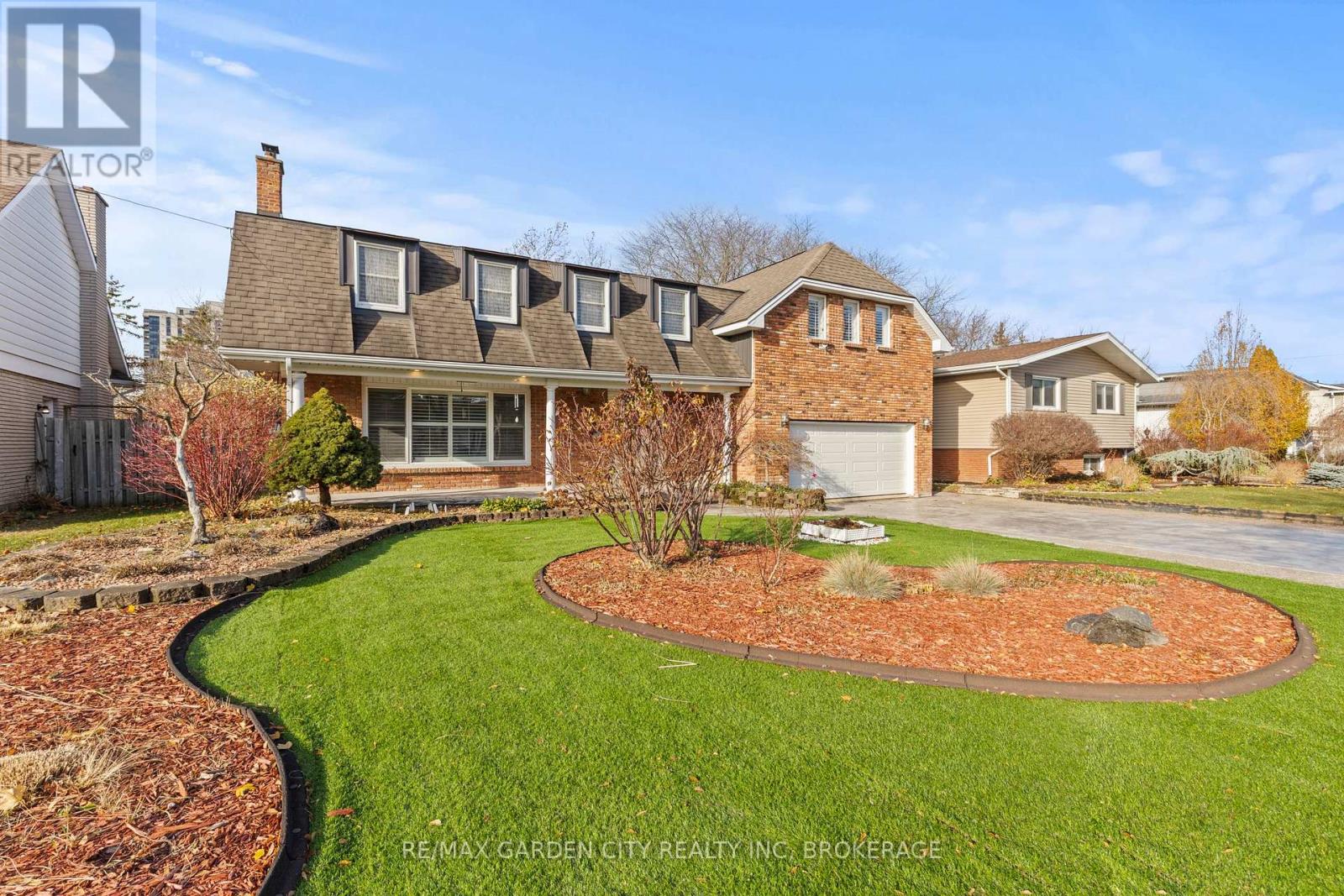 46 Adelene Crescent, St. Catharines, Ontario  L2T 3C8 - Photo 2 - X12597236