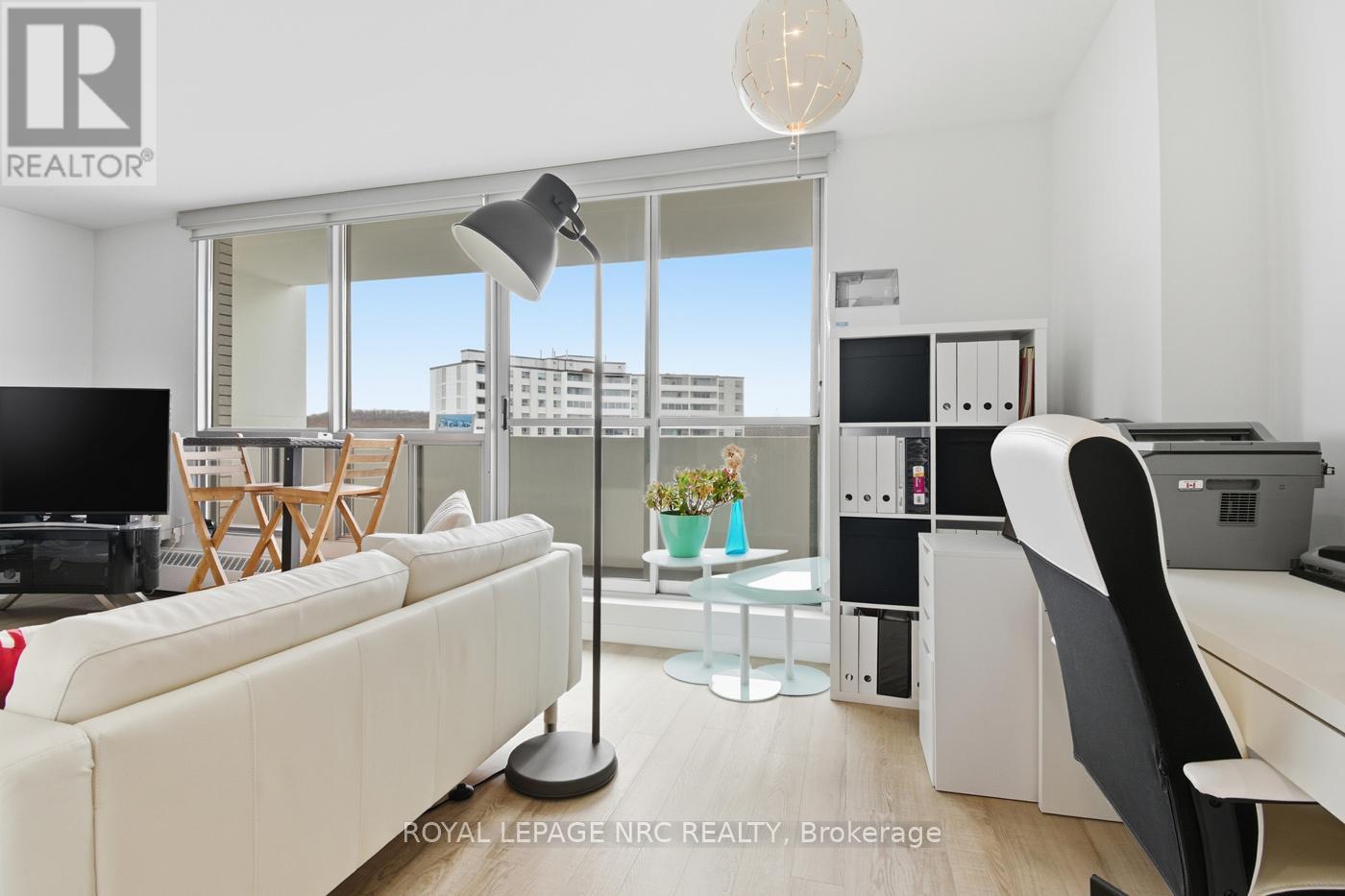 710 - 15 Towering Heights Boulevard, St. Catharines, Ontario  L2T 3G7 - Photo 17 - X12597368