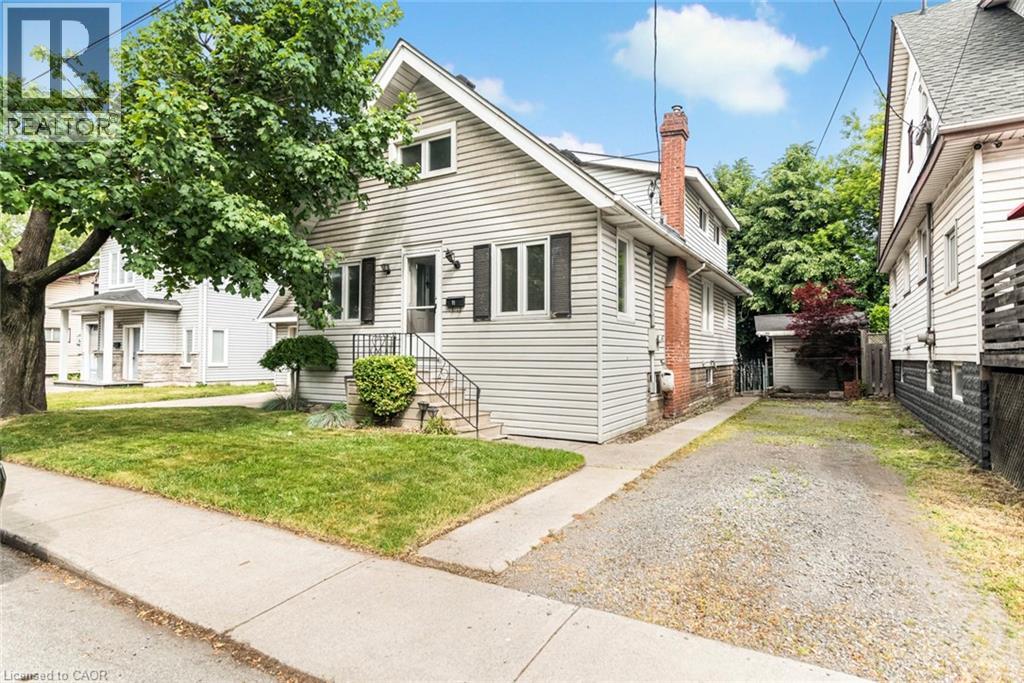 11 Grafton Avenue, Hamilton, Ontario  L8H 7E6 - Photo 2 - 40742900