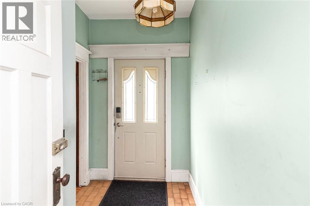 11 Grafton Avenue, Hamilton, Ontario  L8H 7E6 - Photo 4 - 40742900