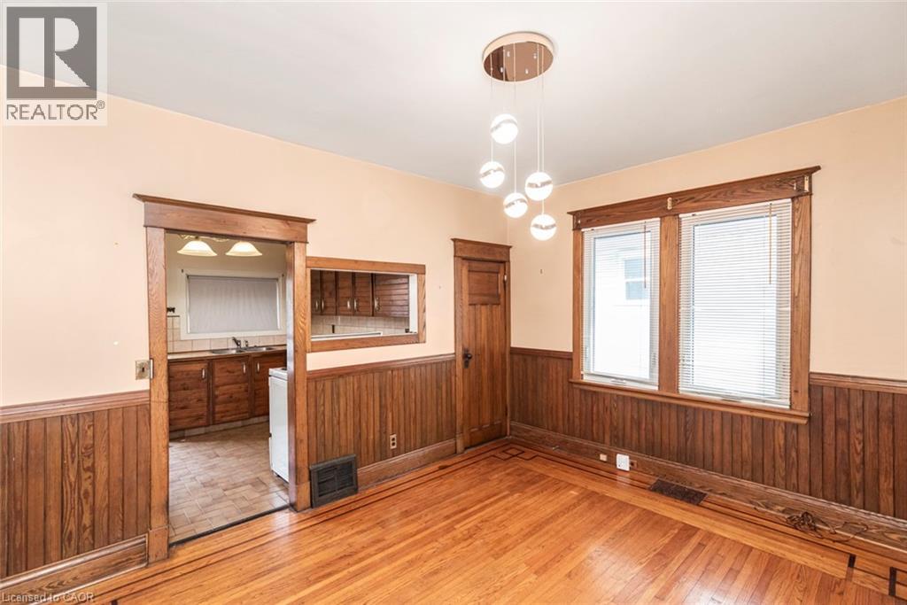 11 Grafton Avenue, Hamilton, Ontario  L8H 7E6 - Photo 9 - 40742900