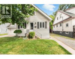 11 GRAFTON Avenue, Hamilton, Ontario