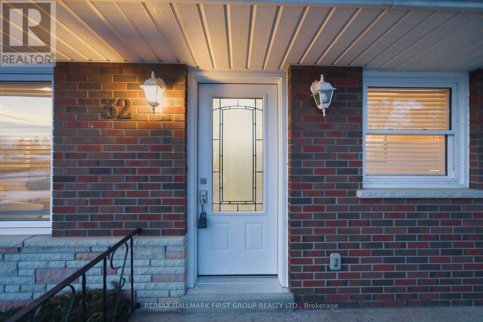32 Jones Avenue, Clarington, Ontario L0A 1J0 - Photo 4 - E12597252