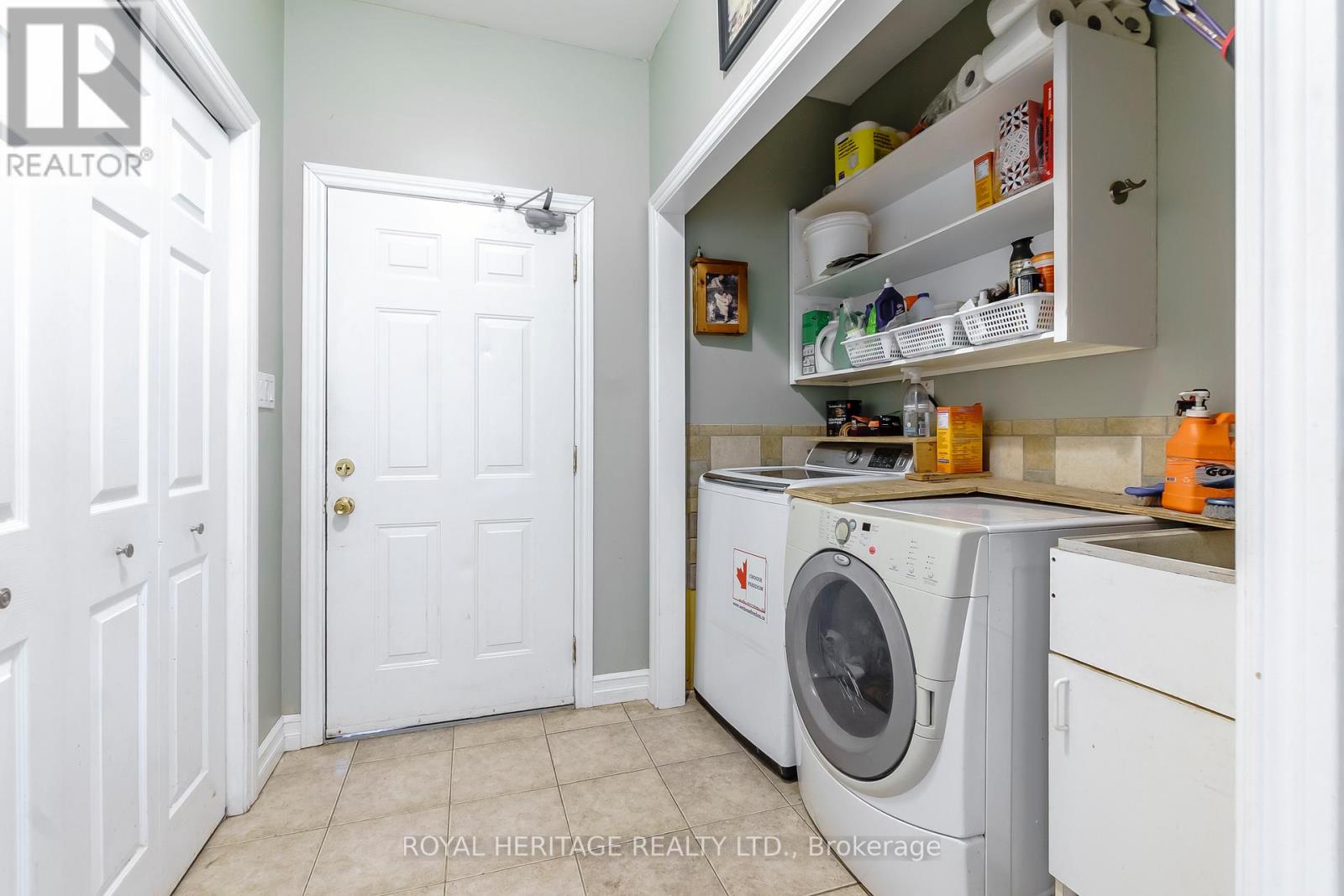 2435 Elm Tree Road, Kawartha Lakes (Fenelon), Ontario  K0M 1E0 - Photo 18 - X12597342